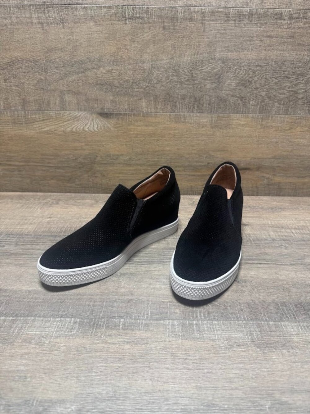 Caslon Allie Perforated Black Suede Wedge Sneakers Women's Size 9